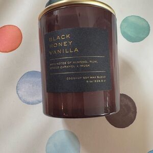 Threshold Black Honey Vanilla Candle with Gold Lid